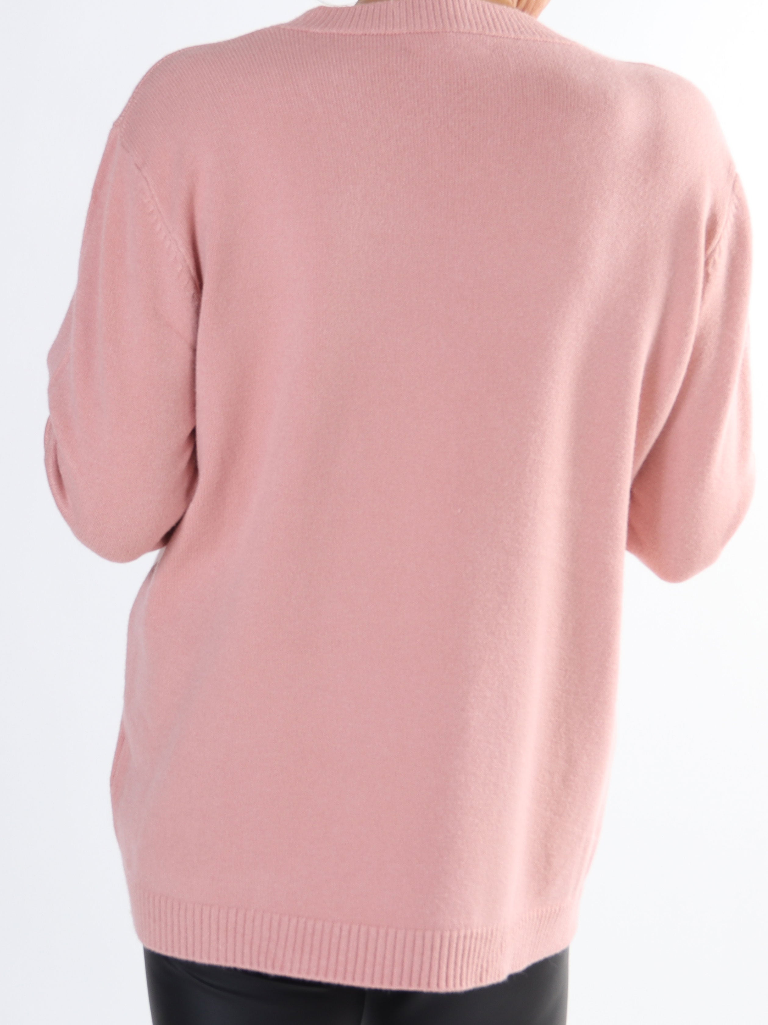 Tamara - Mjuk tröja med liten v-ringning